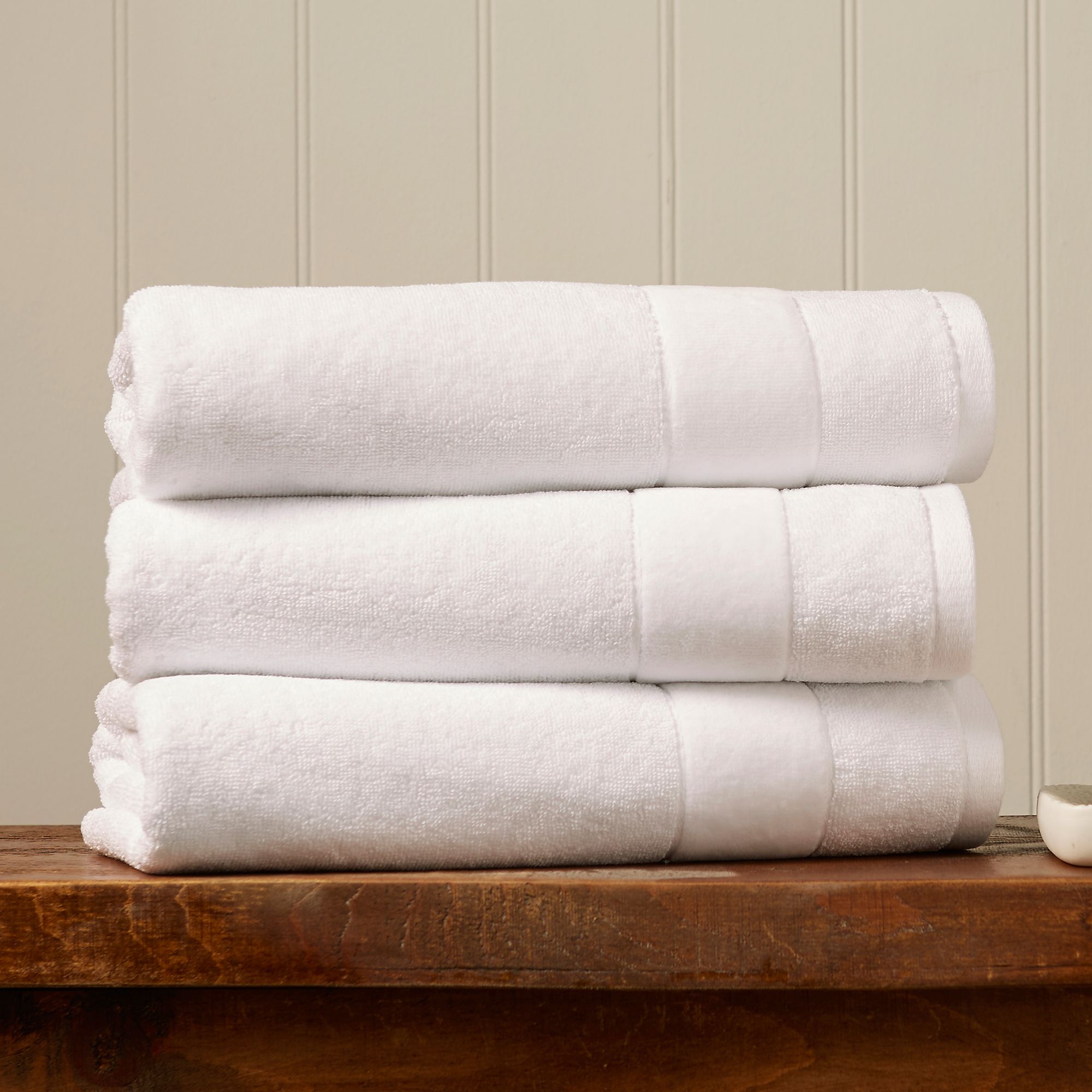 Christy Prism Towel White - ALL TOWEL COLLECTIONS - Meubles