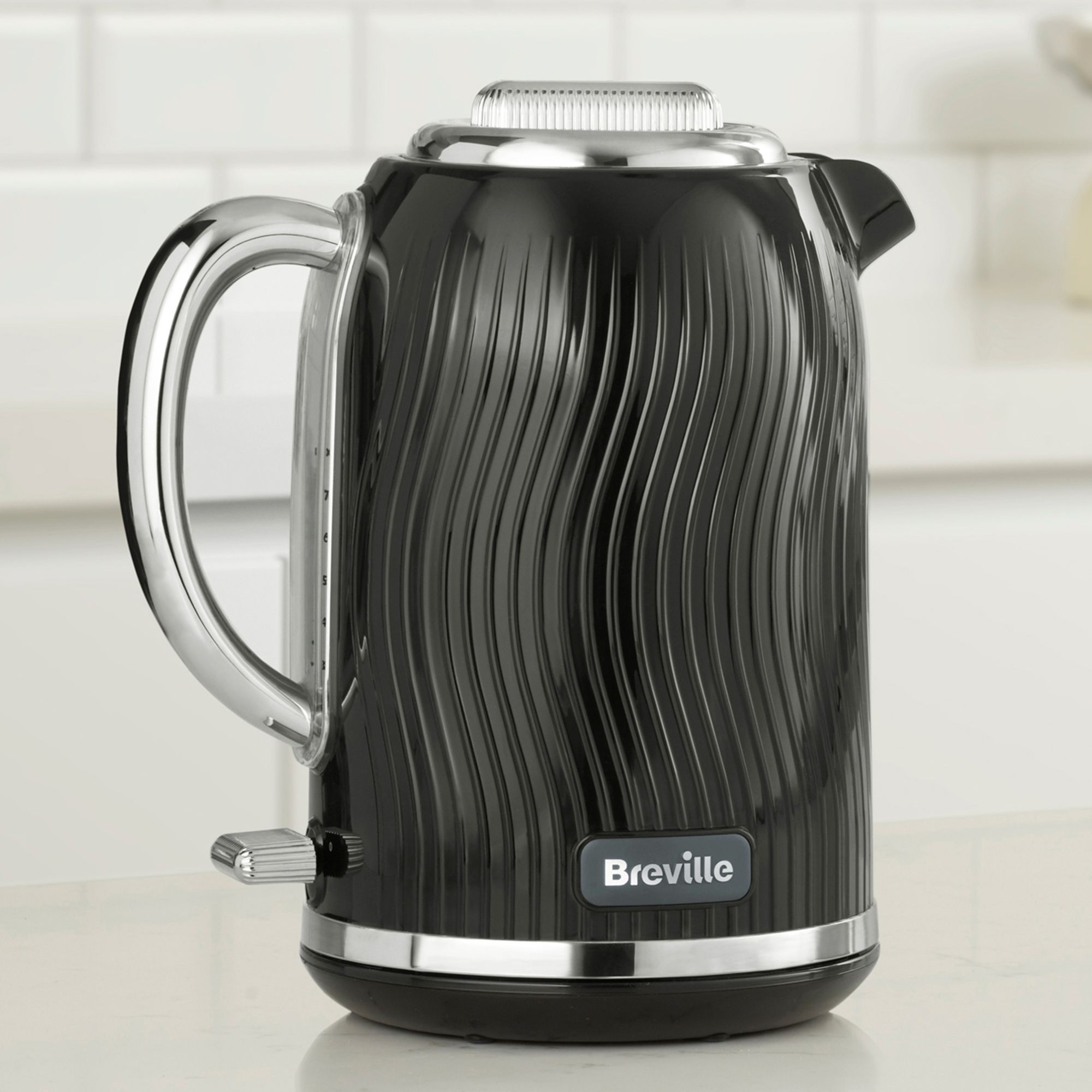 Breville Flow 1.7L Jug Kettle Black Kettles Meubles