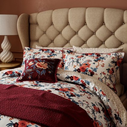 Chinoiserie Charm Duvet Cover Set Blue/Red (Multiple Sizes)