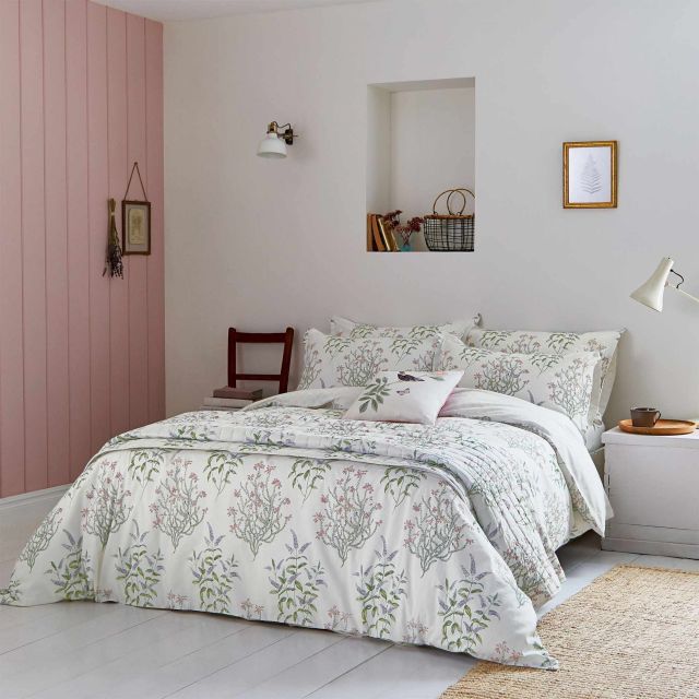 Sanderson Peveril Reversible Duvet Cover Set Foxglove - Duvet Covers ...